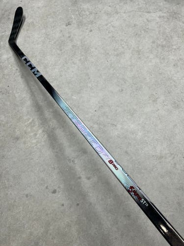 70 Flex P28 Senior CCM Jetspeed FT8 Pro Right Hand Hockey Stick Pro Stock (New)