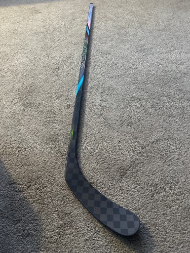 Intermediate Bauer Nexus Tracer Left Handed Hockey Stick P92 65 Flex (New)