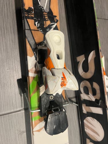 Salomon 183 cm All Mountain Skis (Used)