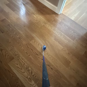 Men's Tour Right Handed Hybrid Junior 4H (Used)