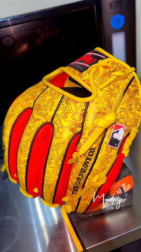 2025 Rawlings RH Infield Heart of the Hide R2G Baseball Glove 11.75" (New)