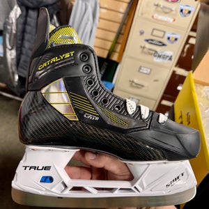 Black 2020 True TF9 Hockey Skates Regular Width 7 Senior (New)