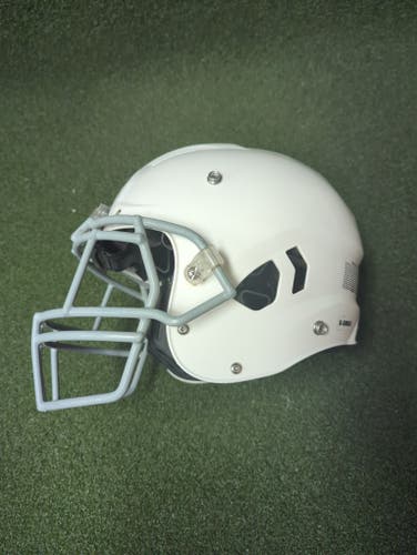 Youth XS Schutt Vengeance A11 Helmet (Used)(5664)