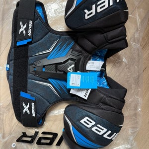 Men's Large Intermediate Bauer X Shoulder Pads (New)
