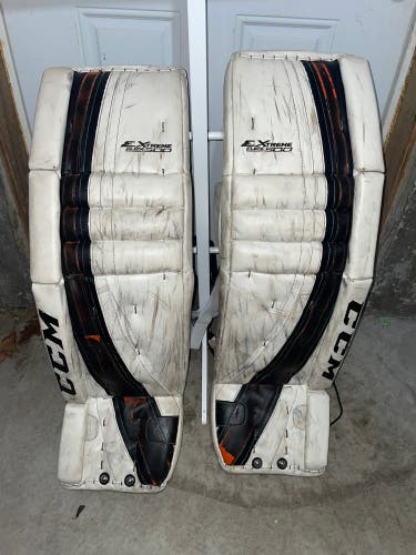 36" CCM Extreme Flex 500 Goalie Leg Pads (Used)