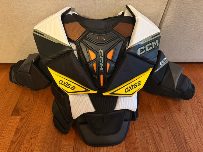 Large CCM Axis 2 Goalie Chest Protector (Used)