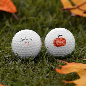 TITLEIST PRO V1 WHITE SPECIAL EDITION HALLOWEEN GOLF BALL DOZEN
