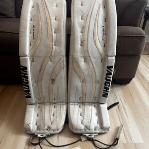 Vaughn (Used) Ventus LT88 Goalie Leg Pads 34’ +2