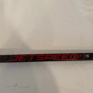 Junior CCM JetSpeed FT5 Right Handed Hockey Stick 40 Flex P28 (New)