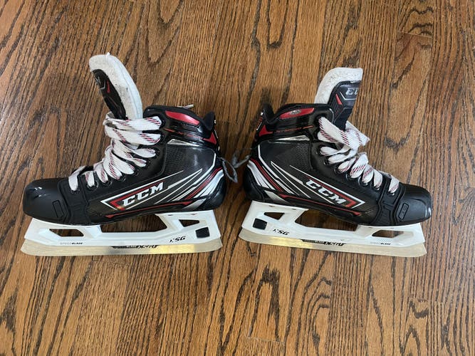 2019 CCM JetSpeed FT480 Hockey Goalie Skates Size 4.5 (Used)