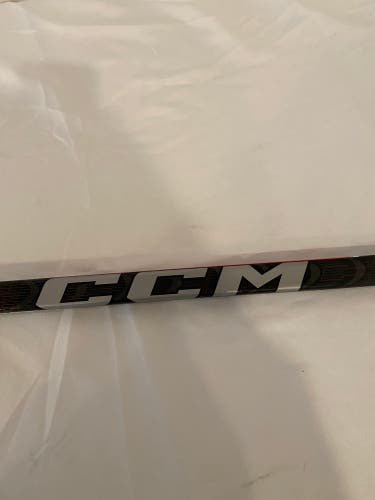 Junior CCM JetSpeed FT5 Right Handed Hockey Stick P88 40 Flex (New)