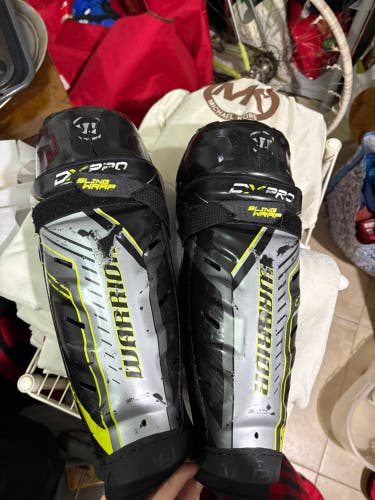 Junior Warrior Alpha DX Pro 13" Shin Pads (Used)