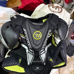 XS Senior Warrior Alpha DX Pro Shoulder Pads (Used)