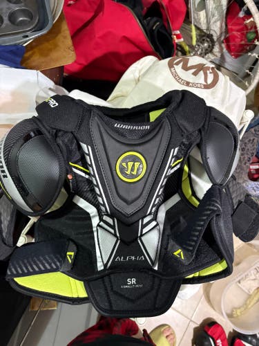 XS Senior Warrior Alpha DX Pro Shoulder Pads (Used)