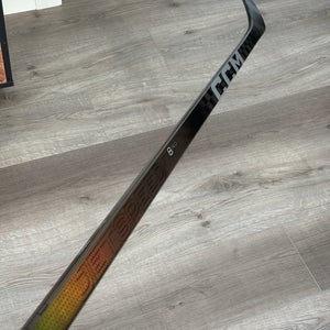 Senior CCM JetSpeed FT8 Pro Right Handed Hockey Stick P90T 95 Flex Pro Stock (New)
