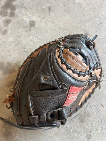 Rawlings Jorge Posada RH Catcher's Glove 31.5" (Used)