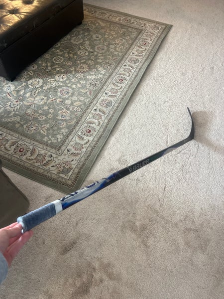 Intermediate Bauer Vapor Flylite Right Handed Hockey Stick P92 55 Flex (Used)