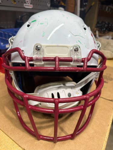 USED SCHUTT VENGEANCE PRO ADULT FOOTBALL HELMET - LARGE - WHITE - REJECT