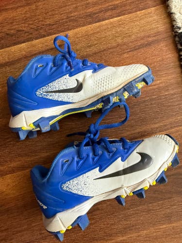 Blue Kid's 11K (Little Kids) Youth Nike vapor Low Top Molded Cleats (Used)