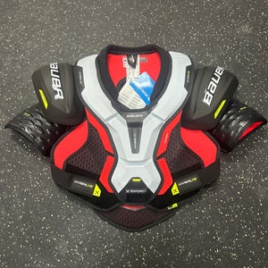 Intermediate Medium Bauer Vapor Hyperlite  (New) Shoulder Pads Item#CCIMH