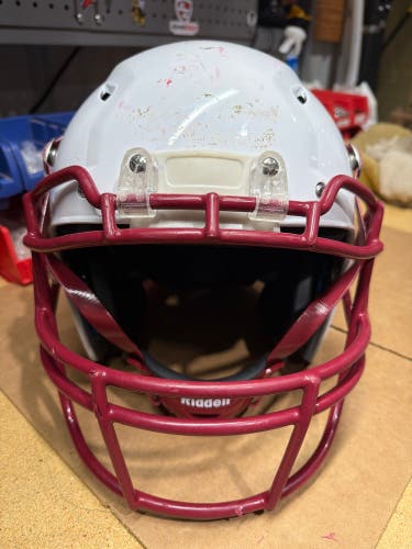 USED SCHUTT VENGEANCE PRO ADULT FOOTBALL HELMET - MEDIUM - WHITE - REJECT