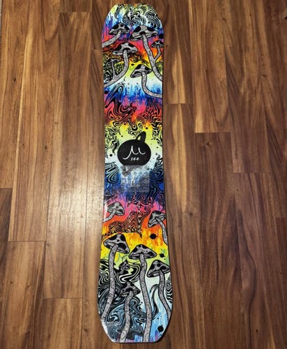 Gilson Trippy Limited Hybrid Snowboard Freestyle Without Bindings 144cm 150 cm Equivalent