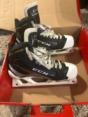 2018 CCM Tacks 9080 Hockey Goalie Skates Regular Width 10 (Used)