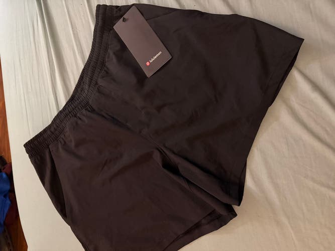 Lululemon Pace Breaker Shorts 5” Black Size L NWT