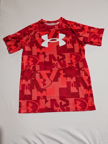 Under Armour Boys Red XL Shirt (Used)