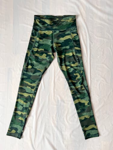 Old Navy green camo full length leggings Mesh calves girls Youth 18 XXL 27-32