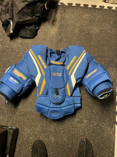 Medium Vaughn Ventus SLR2 Pro Carbon Goalie Chest Protector Pro Stock (Used)
