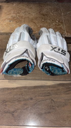 STX Surgeon RZR2 Lacrosse Gloves (Used)
