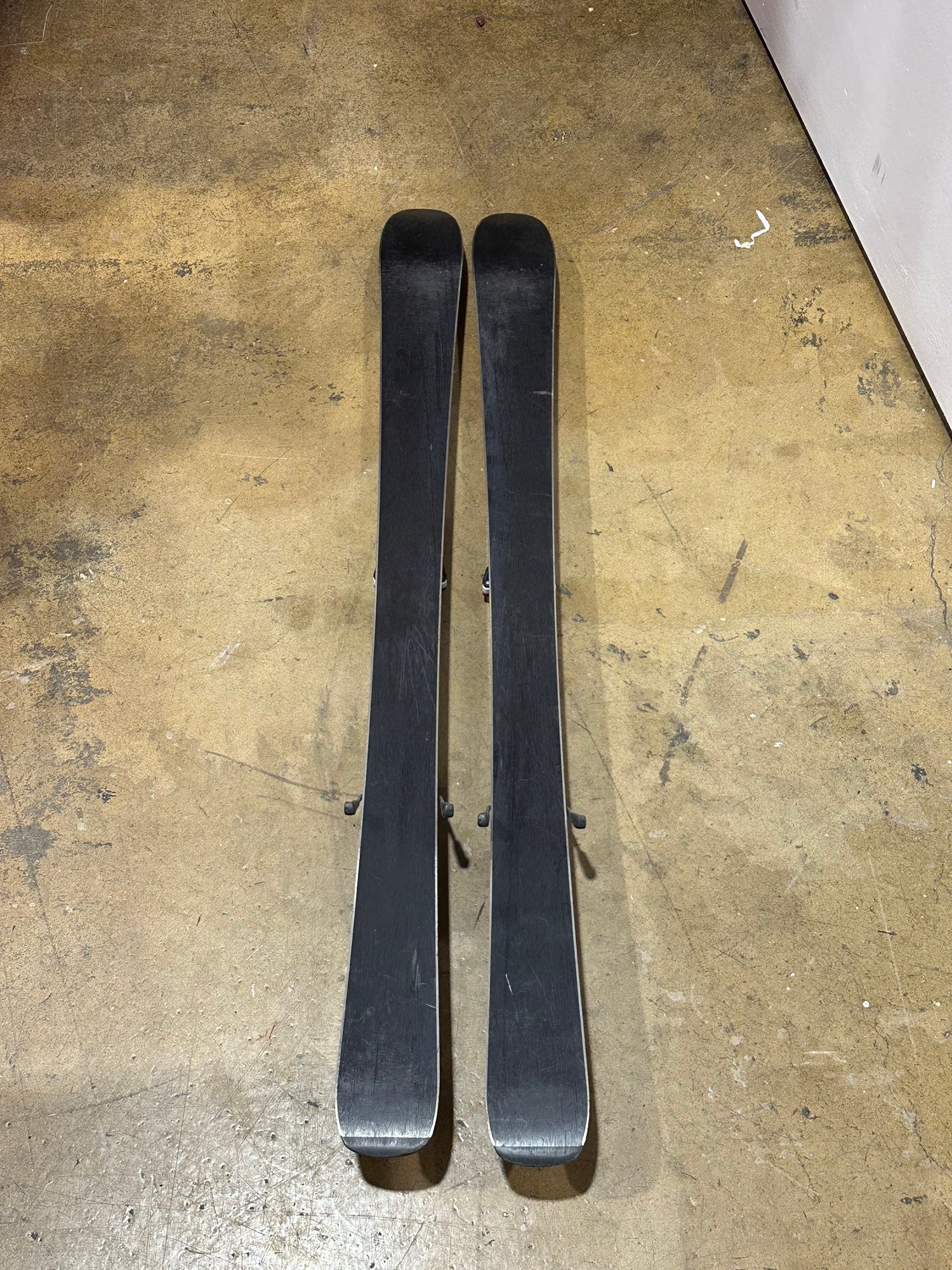 HEAD XRC 75 105 cm Skis | SidelineSwap | Buy and Sell on SidelineSwap HEAD XRC 75 105 cm Skis | SidelineSwap | Buy and Sell on SidelineSwap