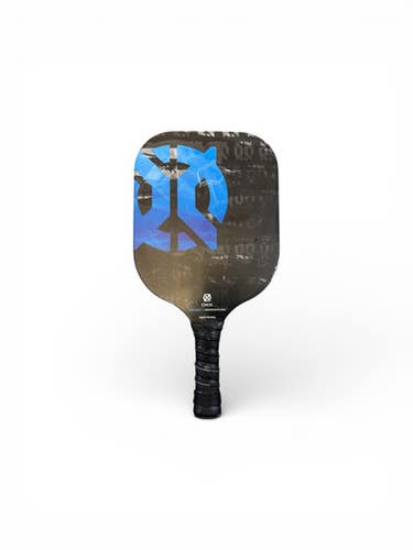 Used Onix SUB-ZERO Pickleball Racquet White/Black/Royal 11873-S000231924