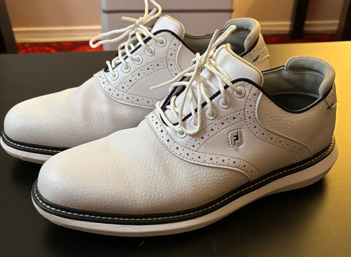 Men's Size M 9.0 (W 10.0) Footjoy Traditions Golf Shoes (Used)