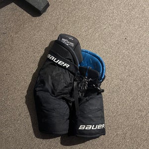 Intermediate Large Bauer HP Elite Hockey Pants (Used)