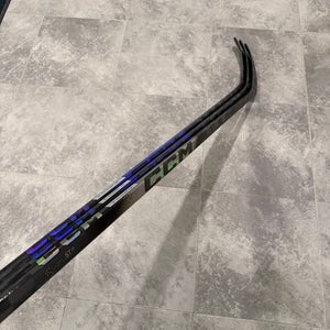 3 PACK - CCM Ribcor Trigger 10 Pro RH/P28/75 (Used)