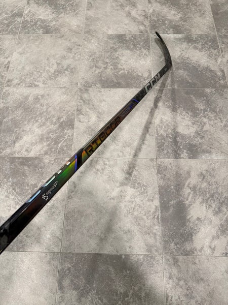 CCM Ribcor Trigger 9 Pro RH/P28/80 Flex (Used)