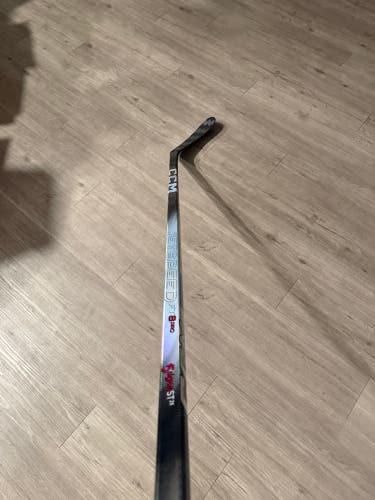 Senior CCM JetSpeed FT8 Pro Right Handed Hockey Stick P28 85 Flex (Used)