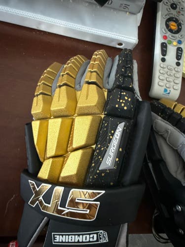 PLL COMBINE GOALIE GLOVES