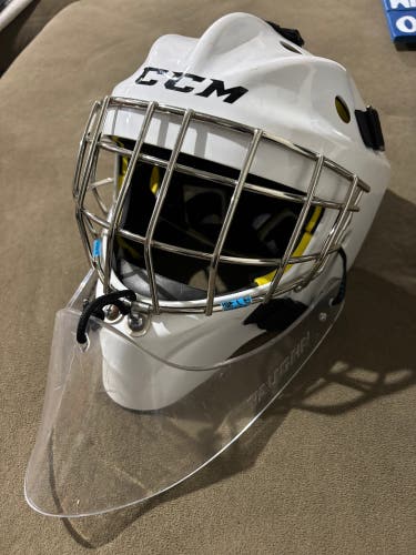 Youth CCM Axis 1.5 Goalie Mask (Used)