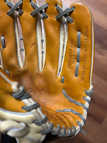 Rawlings Heart of the Hide RH Outfield Baseball Glove 12.75" (Used)