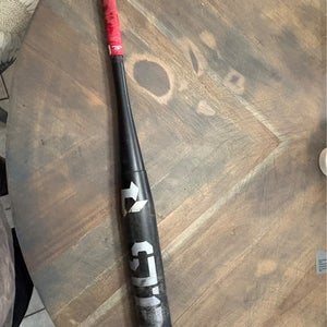2025 DeMarini Bat (-6) 28 oz 34" (Used)