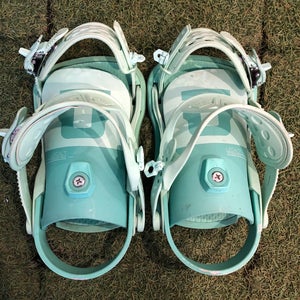 Women's Medium Union Legacy Snowboard Bindings (Used)