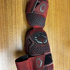 Red Senior EvoShield Elbow Guard Elbow Protection (Used)