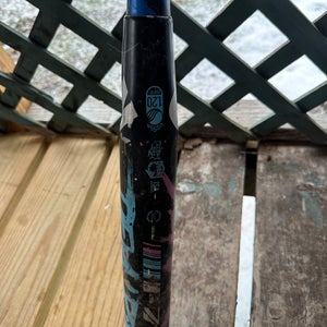 2004 DeMarini Doublewall Bat 28 oz 34" (Used)
