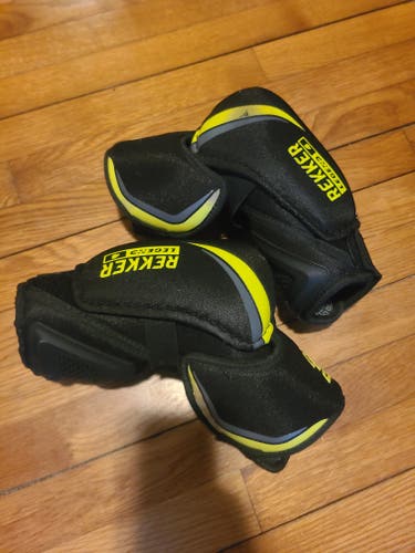 Senior Medium Sher-Wood Rekker Legend 4 Elbow Pads (Used)