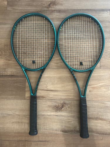 Adult Wilson Blade 98 (16x19) Tennis Racquet (Used)