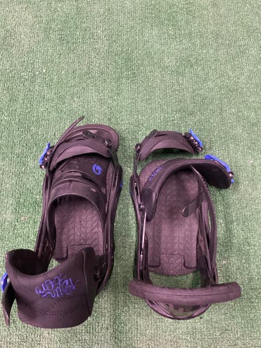 Burton Scribe Snowboard Bindings | Medium