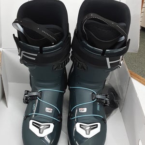 Women's Nordica HF Pro 95 W Ski Boots- Size 23.5 (New)